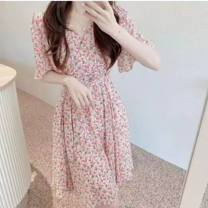 New Summer Pleated Casual Beach Holiday Short Sleeve V Neck Woman Mini Dresses - Image 2