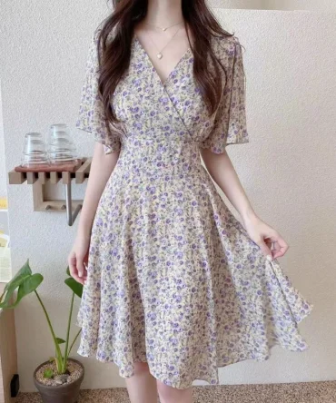New Summer Pleated Casual Beach Holiday Short Sleeve V Neck Woman Mini Dresses